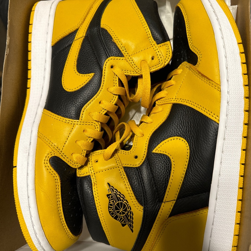 Jordan Retro 1 Bumblebees